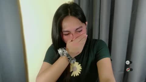 K E N D R A online show from 03.05.25