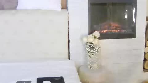 Snapshot of kendrabloom chatting on 01.08.26 KendraBloom online show from 01.08.26