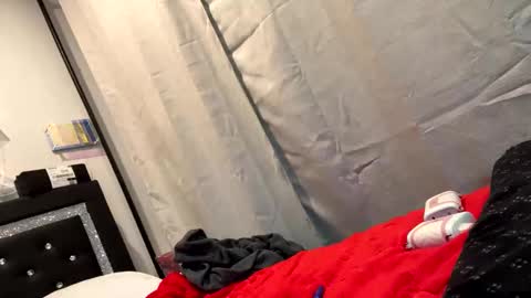 Snapshot of kendrakaps52 chatting on 09.29.25 kendrakaps52 online show from 09.29.25