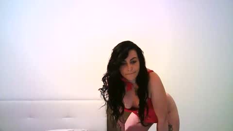 Snapshot of kendrarouses chatting on 03.28.26 Kendra online show from 03.28.26