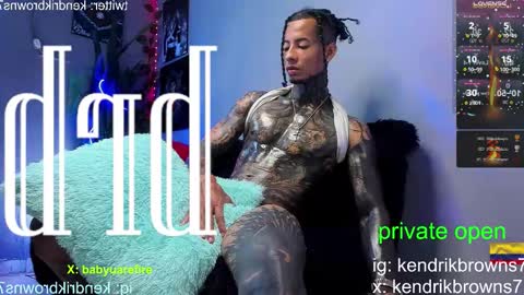 Snapshot of kendrik_brown chatting on 11.09.25 kendrick brown online show from 11.09.25