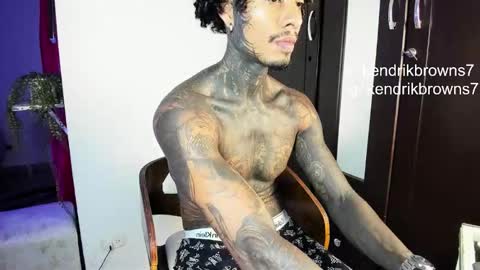 Snapshot of kendrik_brown chatting on 11.27.25 kendrick brown online show from 11.27.25