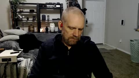 Snapshot of kenkuddles chatting on 02.24.25 Ken Kuddles online show from 02.24.25