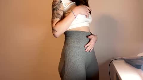 Snapshot of kennasoft chatting on 02.10.25 Kenna next time online - 2nd of Dec online show from 02.10.25