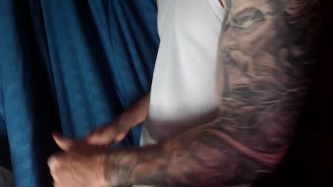 Snapshot of kennerfox77 chatting on 01.11.25 Kennfox777 online show from 01.11.25