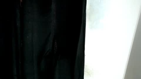 Kennfox777 online show from 04.28.26