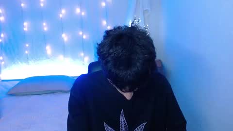 Snapshot of kenny__hot chatting on 12.04.24 kenny online show from 12.04.24