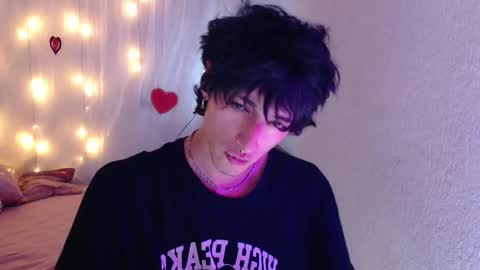 Snapshot of kenny__hot chatting on 02.21.25 kenny online show from 02.21.25