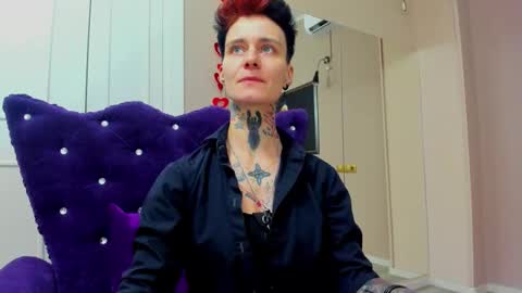 Snapshot of kennyandsellena chatting on 12.02.25 Sellena and Kenny online show from 12.02.25