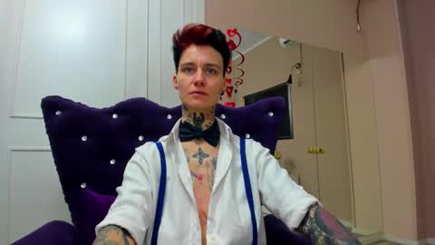 Snapshot of kennyandsellena chatting on 12.04.25 Sellena and Kenny online show from 12.04.25