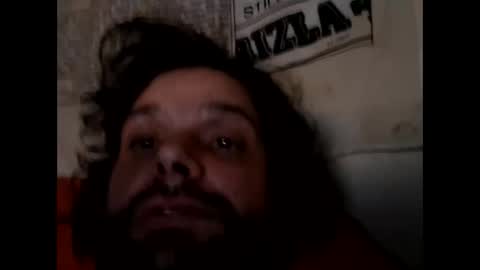 Snapshot of kennyxtralong chatting on 10.05.25 kennyxtralong online show from 10.05.25