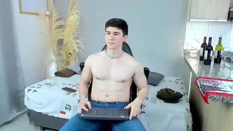 Santiago online show from 02.15.26