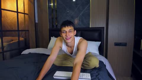 Snapshot of kenter_parker chatting on 03.20.26 Peter online show from 03.20.26