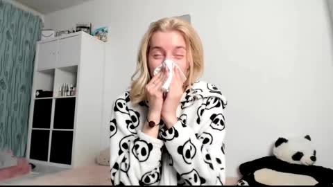 Kenzie online show from 03.02.25