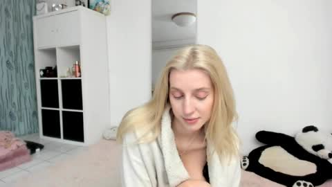 Kenzie online show from 05.18.26