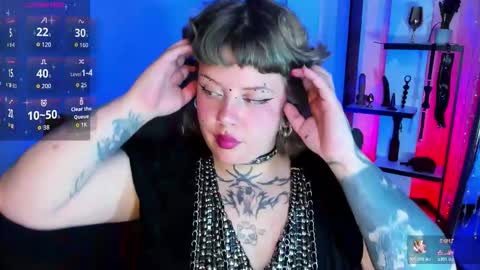 Kenzie online show from 11.26.25