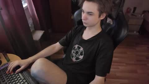 Looking for a moderator I PVT IS OPEN online show from 03.05.26