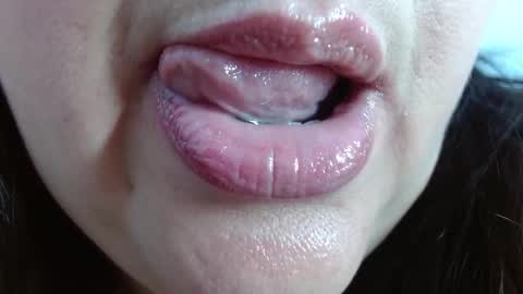 K E R L Y online show from 01.05.26