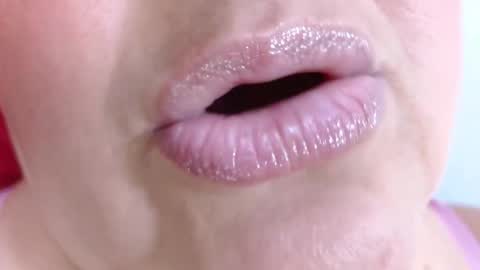 K E R L Y online show from 04.25.26