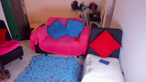 Kerlysmith24 online show from 10.26.25