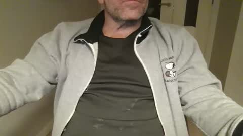 Snapshot of kermitgp3 chatting on 12.13.25 Anton online show from 12.13.25