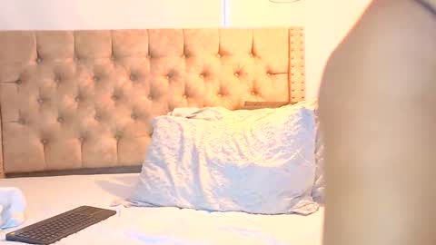 Kery Hillson online show from 11.07.25