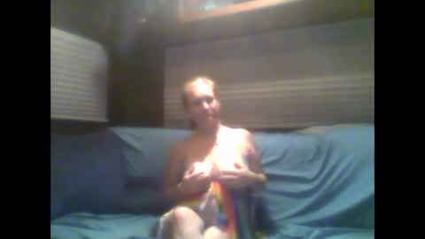 Snapshot of kesem2026 chatting on 04.04.26 We will do as we will do online show from 04.04.26