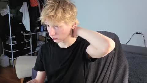 Kessy online show from 10.22.25