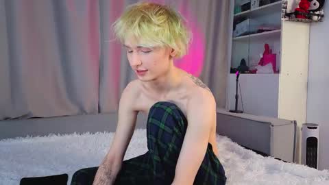 Kessy online show from 12.17.25