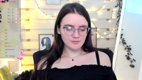 Snapshot of ketrin_pirsss chatting on 11.24.25 Ketrin online show from 11.24.25