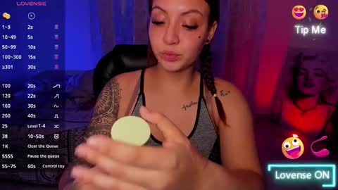 Snapshot of ketzia_doll chatting on 10.26.25 Ketzia online show from 10.26.25