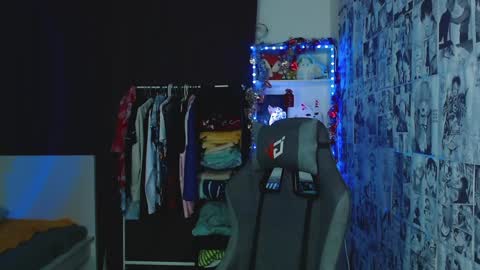 Snapshot of kevin_joestar chatting on 01.11.25 Kevin online show from 01.11.25