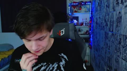 Snapshot of kevin_joestar chatting on 01.22.25 Kevin online show from 01.22.25