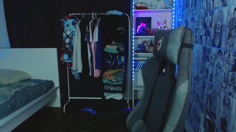 Snapshot of kevin_joestar chatting on 02.05.25 Kevin online show from 02.05.25