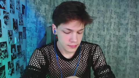 Snapshot of kevin_joestar chatting on 10.12.25 Kevin online show from 10.12.25