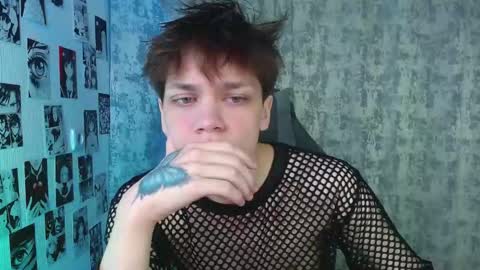 Snapshot of kevin_joestar chatting on 10.19.25 Kevin online show from 10.19.25