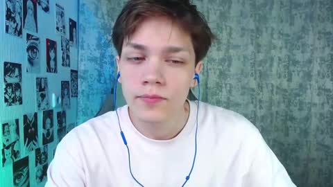 Snapshot of kevin_joestar chatting on 10.21.25 Kevin online show from 10.21.25