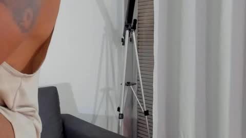 Kevin Lance online show from 12.22.25