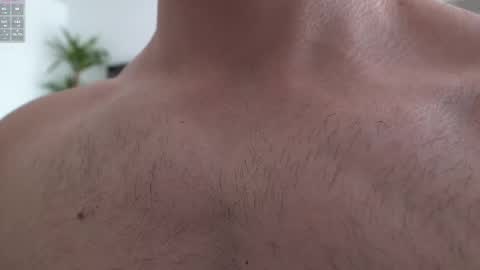 Snapshot of kevinandresxx chatting on 02.19.25 Kevin online show from 02.19.25