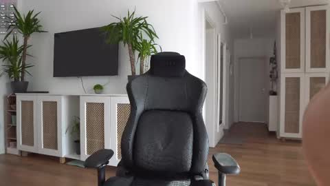 Snapshot of kevinandresxx chatting on 02.28.25 Kevin online show from 02.28.25