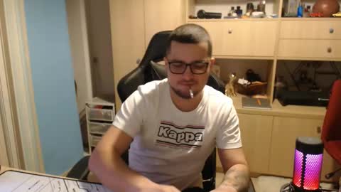 Kevinn online show from 10.20.25