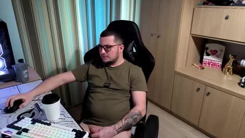 Snapshot of kevinnlovely95 chatting on 01.07.26 Kevinn online show from 01.07.26