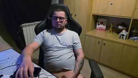 Snapshot of kevinnlovely95 chatting on 01.31.26 Kevinn online show from 01.31.26