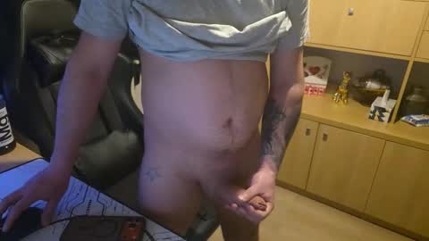 Snapshot of kevinnlovely95 chatting on 02.03.26 Kevinn online show from 02.03.26