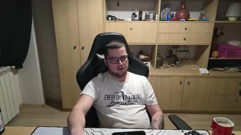 Snapshot of kevinnlovely95 chatting on 03.16.26 Kevinn online show from 03.16.26