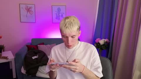 Snapshot of kevinparke chatting on 03.05.26 Kevin online show from 03.05.26