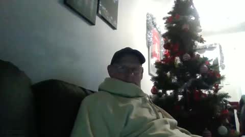 kevlooking4sez online show from 12.27.24