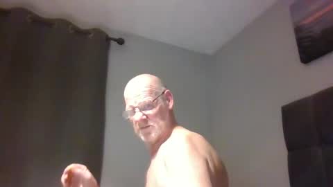 kevlooking4sez online show from 12.31.24