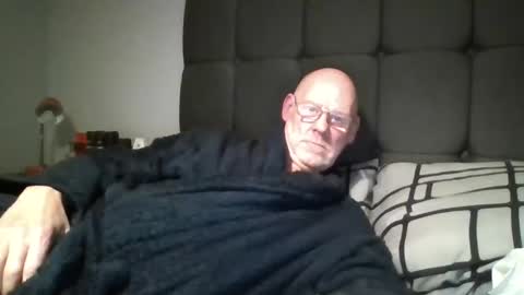 kevlooking4sez online show from 01.15.25