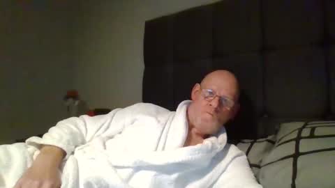 kevlooking4sez online show from 02.08.25